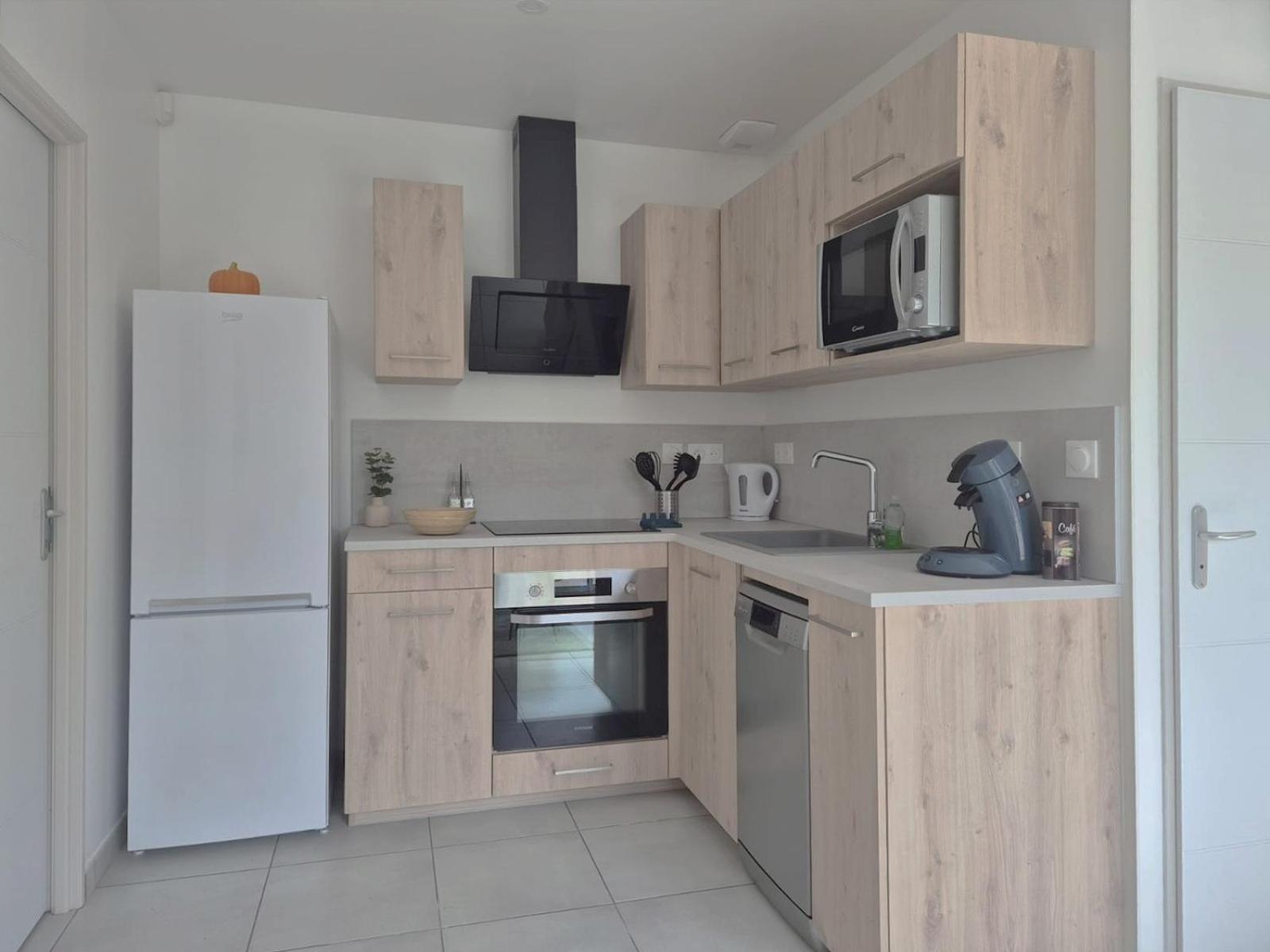 Ticya Lodge 10 Minutes Parc Disneyland Maison Neuve Independante Jusqu'A 5 Voyageurs Lit Bebe 2 Places Parking Ferme 伊斯勒勒维莱努瓦 外观 照片